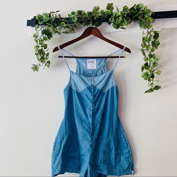 ONE X TEASPOON Denim Romper Short Tall Small - Picture 3 of 8